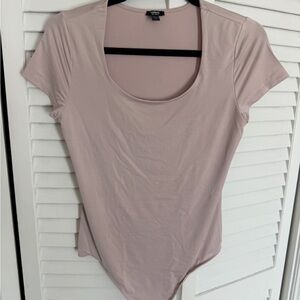 NWOT Express Body Contour Hight Compression Round Neck Bodysuit-Short Sleeve - M